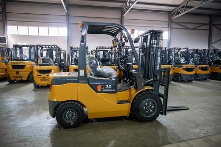  Дизельный погрузчик GOODSENSE FD30 3,0т 3,0м Yanmar Арт 449937 низкие цены 