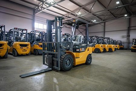  Дизельный погрузчик GOODSENSE FD25 2,5т 3,0м Mitsubishi Арт 492777 низкие цены 